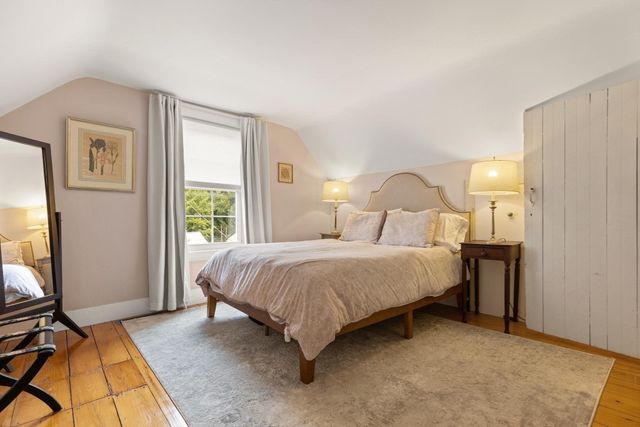 258 Cross St, Winchester, MA 01890