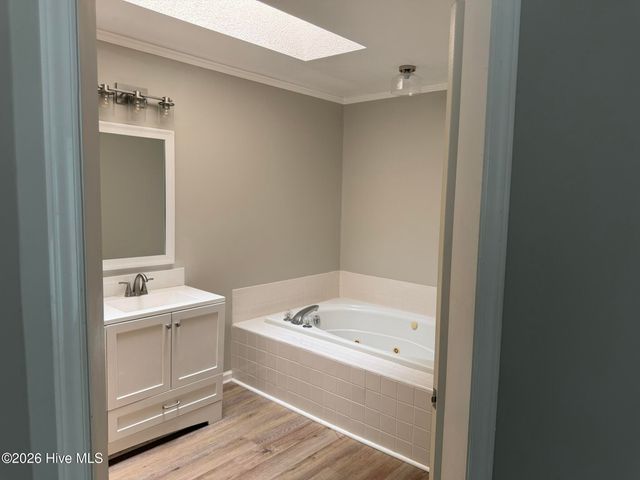 1101 Grovemont Drive A8, Greenville, NC 27834