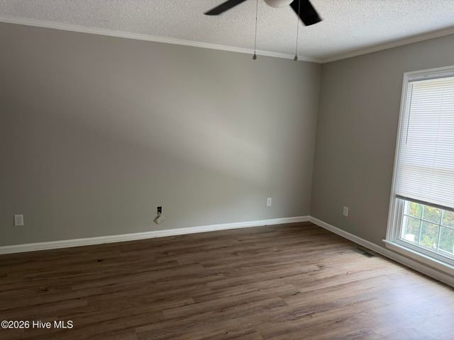 1101 Grovemont Drive A8, Greenville, NC 27834