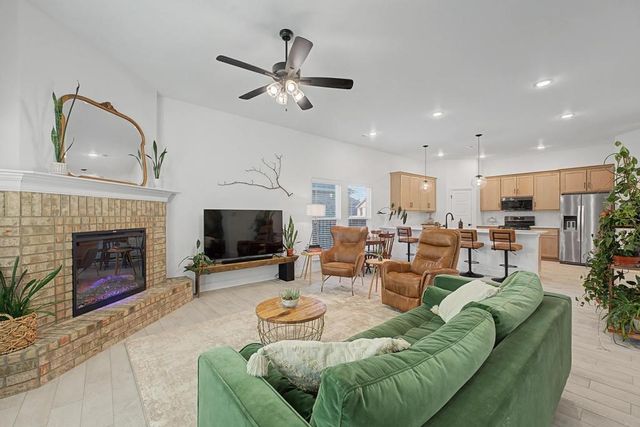 5283 Little Field Avenue, Springdale, AR 72762