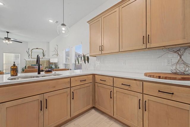 5283 Little Field Avenue, Springdale, AR 72762