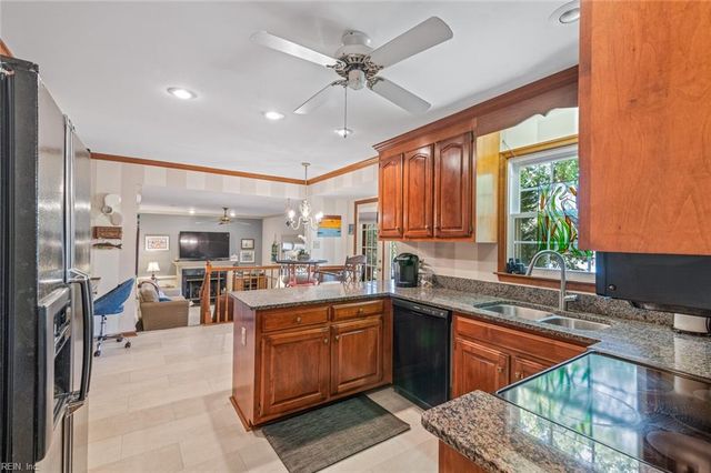 179 Stony Ridge CT, Newport News, VA 23608