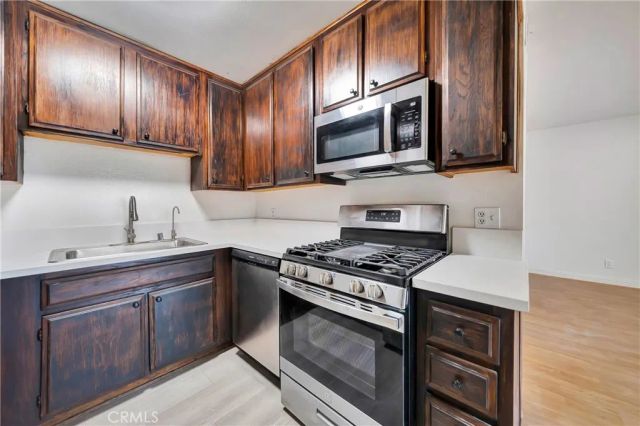 1614 E Chevy Chase Drive 2, Glendale, CA 91206