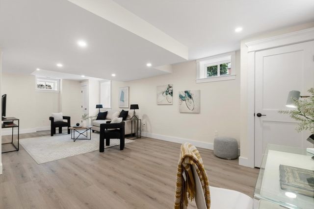 199 Lexington St 199, Watertown, MA 02472