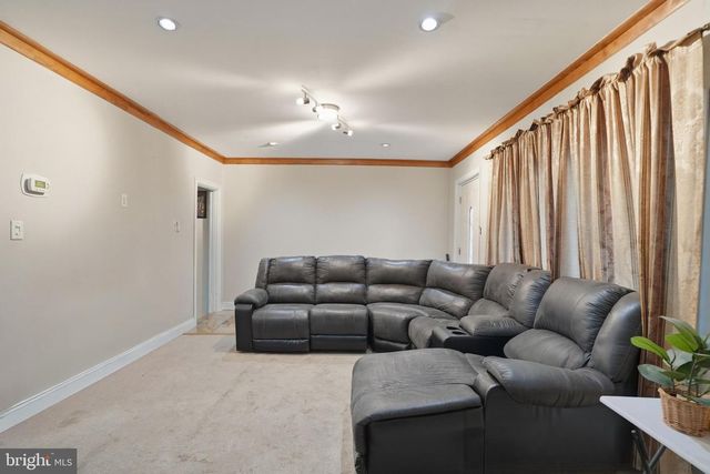 322 TULPEHOCKEN AVE, Elkins Park, PA 19027