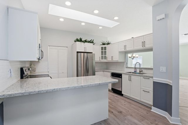 7725 Mansfield Hollow Road, Delray Beach, FL 33446