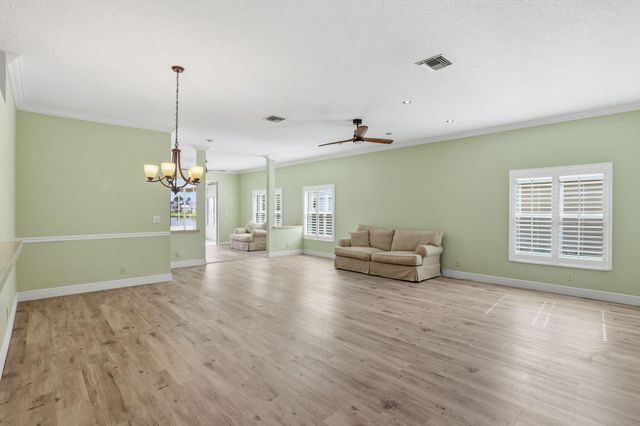 7725 Mansfield Hollow Road, Delray Beach, FL 33446