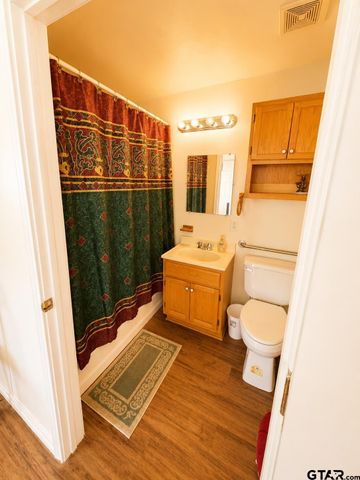 414 Tobe, Gilmer, TX 75645