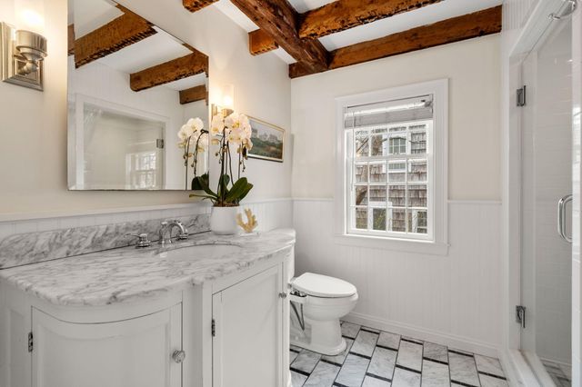 558A Commercial Street, Provincetown, MA 02657