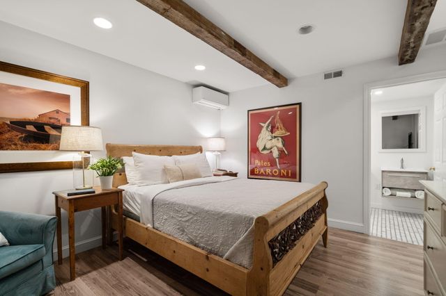 558A Commercial Street, Provincetown, MA 02657