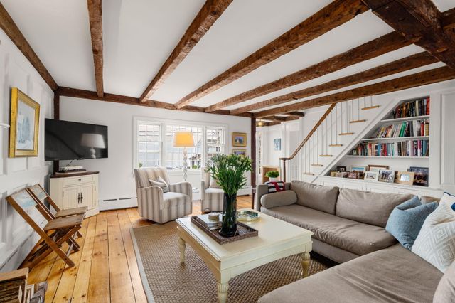 558A Commercial Street, Provincetown, MA 02657