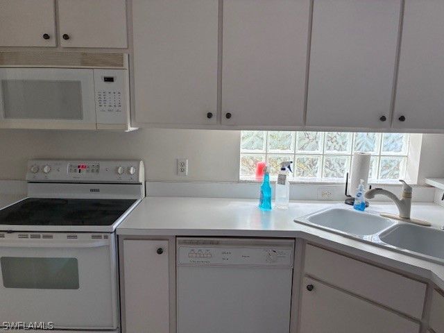 10741 Maui CIR, Estero, FL 33928