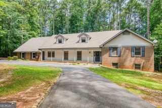 121 Stearman Road, Fayetteville, GA 30214