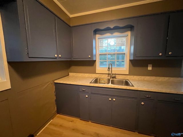 208 S 8th Street, Gadsden, AL 35903