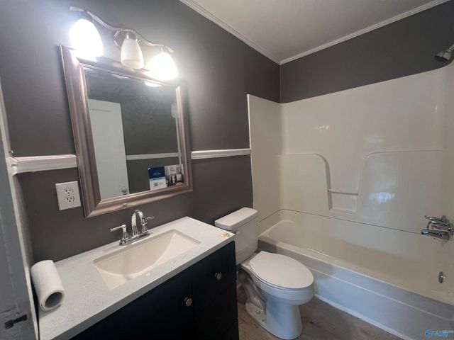 208 S 8th Street, Gadsden, AL 35903