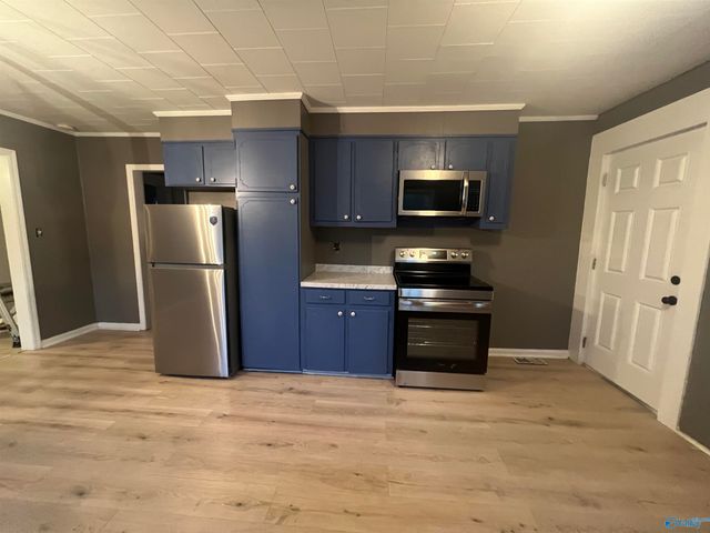 208 S 8th Street, Gadsden, AL 35903