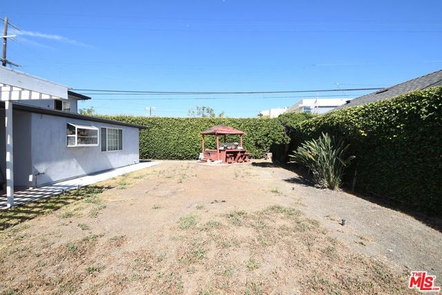 3414 W 52nd Street, Los Angeles, CA 90043