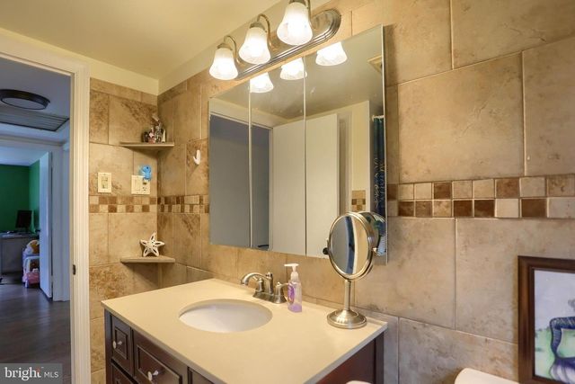 2700 ROYAL, Lancaster, PA 17603