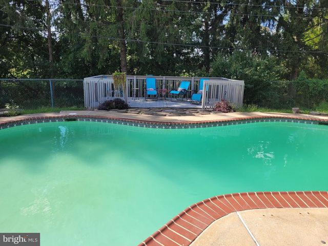 2700 ROYAL, Lancaster, PA 17603