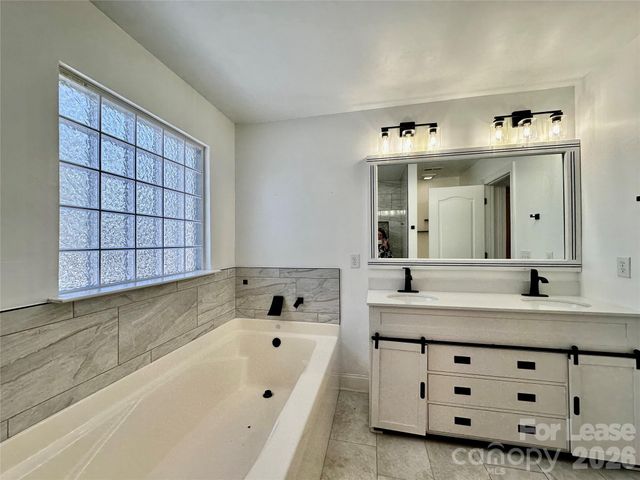 12804 Windyedge Road, Huntersville, NC 28078