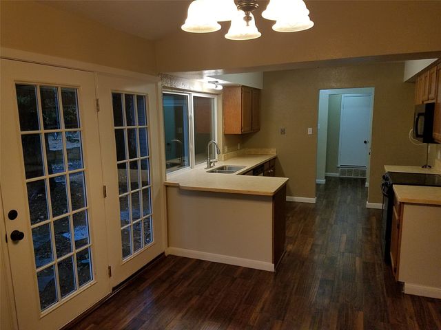 1702 Acorn Drive, Euless, TX 76039
