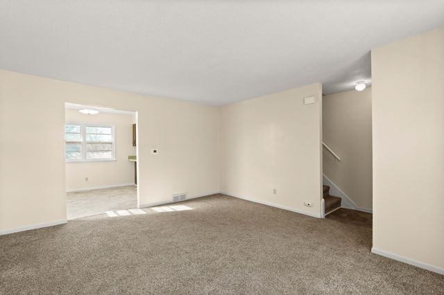 1022 Mckinley Avenue, Des Moines, IA 50315