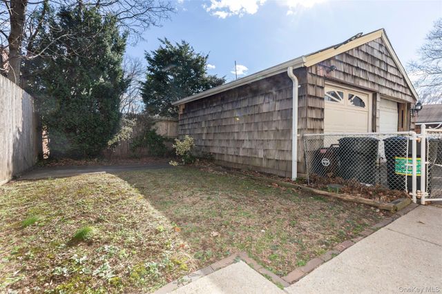 100 Marine Street, Bronx, NY 10464