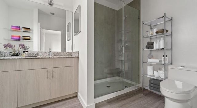 1001 NE 58th St A, Oakland Park, FL 33334