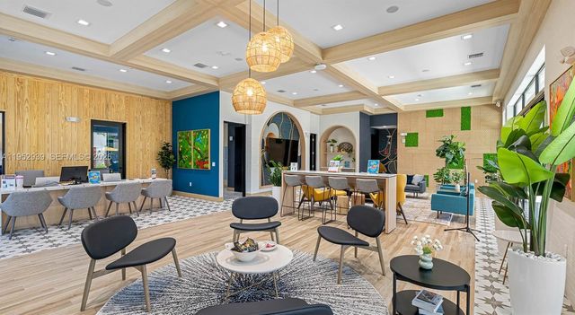 1001 NE 58th St A, Oakland Park, FL 33334