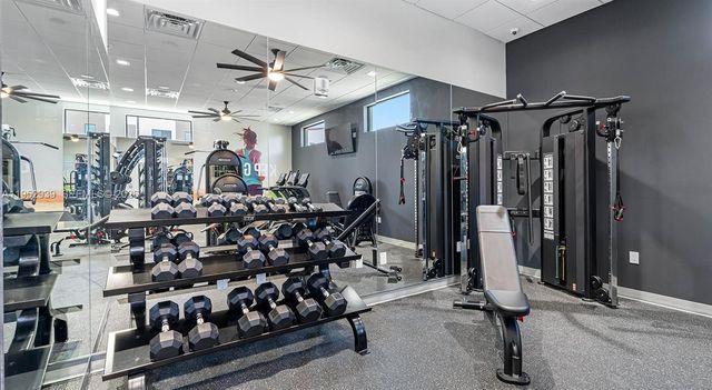 1001 NE 58th St A, Oakland Park, FL 33334