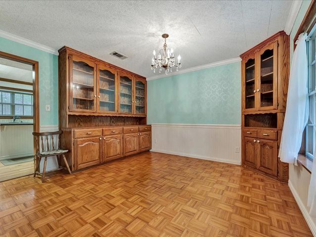 235 County Barn Rd, Lufkin, TX 75904