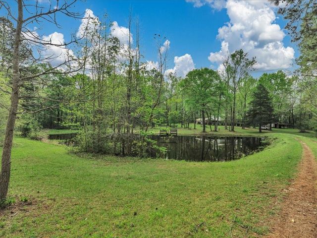 235 County Barn Rd, Lufkin, TX 75904