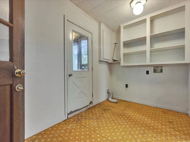 235 County Barn Rd, Lufkin, TX 75904