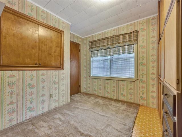 235 County Barn Rd, Lufkin, TX 75904