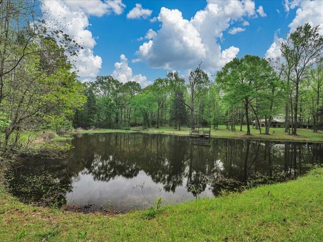 235 County Barn Rd, Lufkin, TX 75904