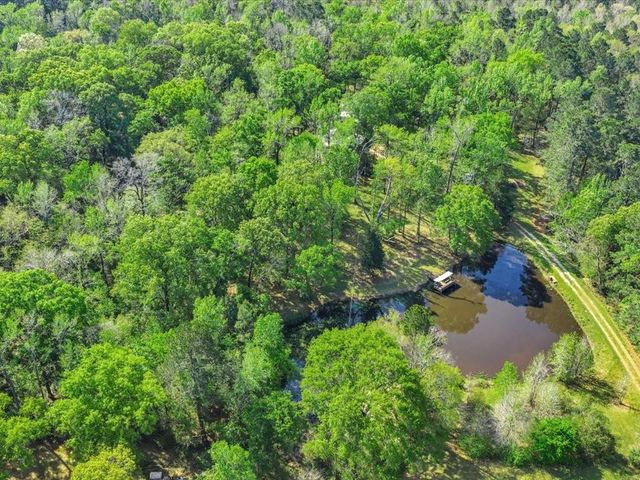 235 County Barn Rd, Lufkin, TX 75904