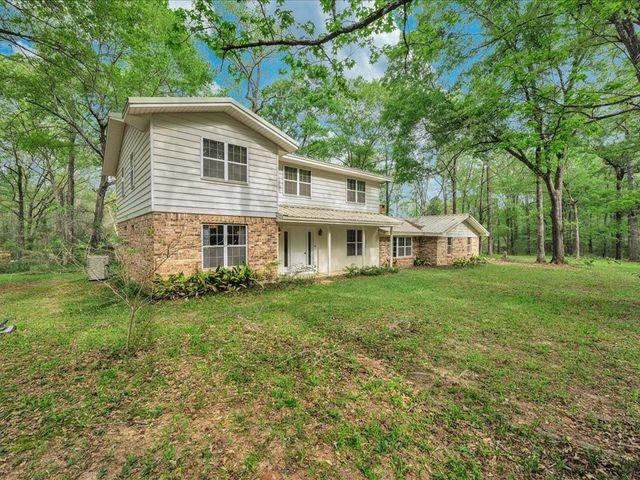 235 County Barn Rd, Lufkin, TX 75904