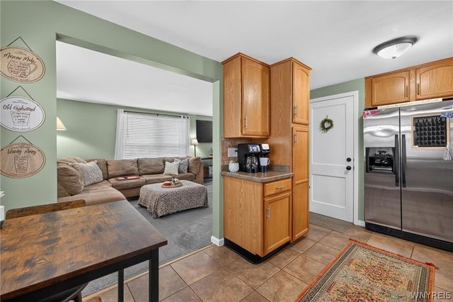 63 Deumant Ter, Tonawanda, NY 14223