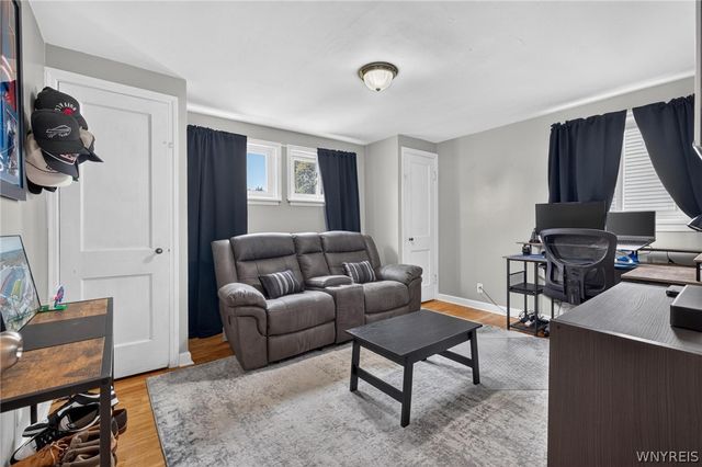 63 Deumant Ter, Tonawanda, NY 14223