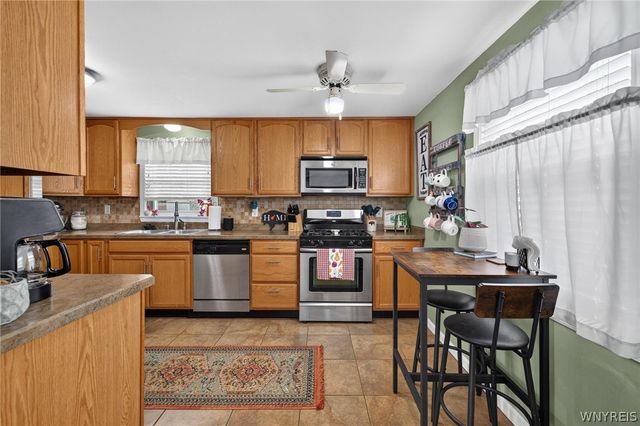 63 Deumant Ter, Tonawanda, NY 14223