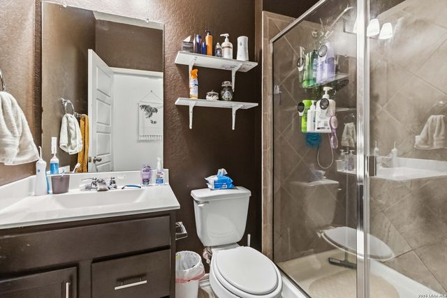 1918 BRANDYWINE DR, New Braunfels, TX 78130