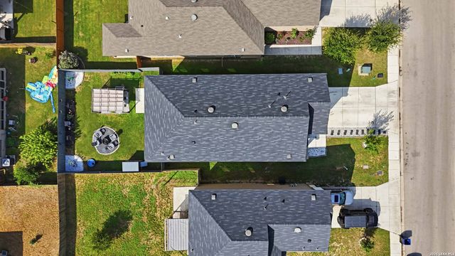 1918 BRANDYWINE DR, New Braunfels, TX 78130