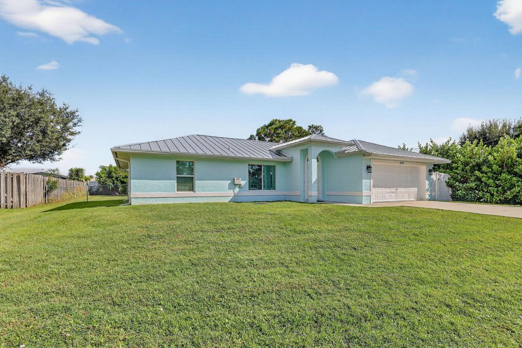 6455 NW Foxglove Street NW, Port St Lucie, FL 34986