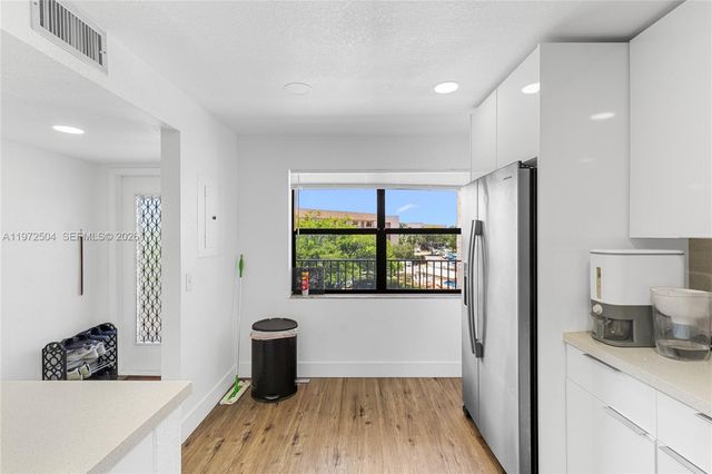 2704 NW 104th Ave 306, Sunrise, FL 33322