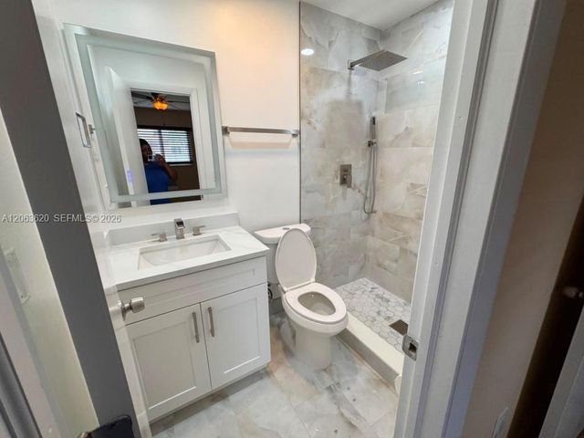 18331 NW 2nd Ct, Miami Gardens, FL 33169