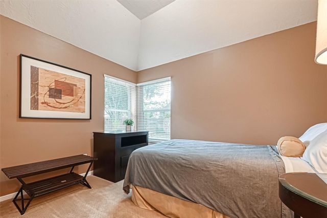 5213 Cottonwood Creek Lane, League City, TX 77573