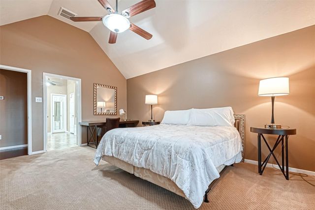 5213 Cottonwood Creek Lane, League City, TX 77573