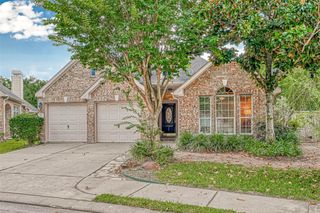 5213 Cottonwood Creek Lane, League City, TX 77573