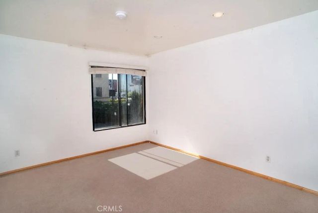 1940 N Highland, Los Angeles, CA 90068