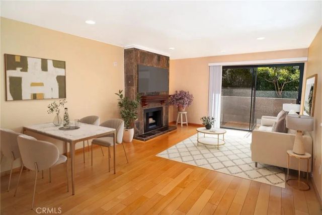 1940 N Highland, Los Angeles, CA 90068